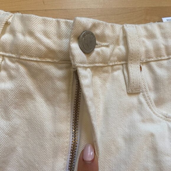 Blank NYC BNWOT Womens cut off white jean shorts distressed "the reeve" - Picture 3 of 9